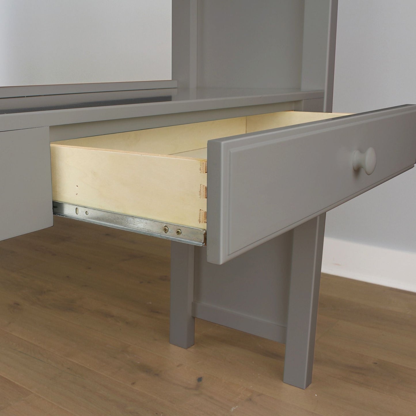 Ambire - L-Shaped Bunk Bed with Integrated Desk and Storage